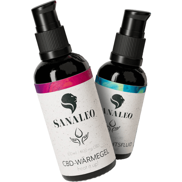 Zwei schwarze Flaschen mit Spender, etikettiert als Sanaleo CBD-Wärmegel und CBD-Sportfluid. Jede Flasche hat ein eigenes farbiges Band, rot und blau, und enthält 600 mg CBD in 100 ml. Ideal zur Linderung von Muskelbeschwerden, erhältlich im speziellen CBD-Shop.
